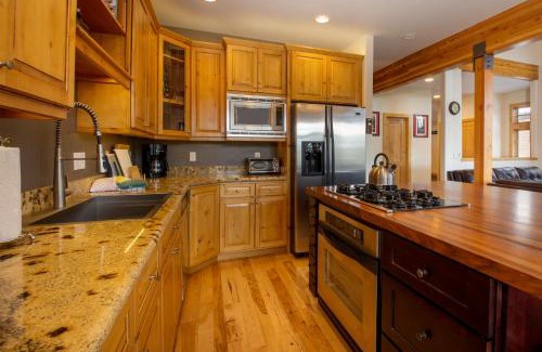 Winter Park Casa | 12 Yukon Lane Townhome