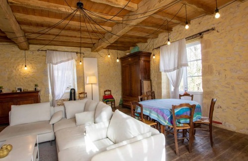 Saint-Pierre-de-Chignac Casa | 120 m² Casa ∙ 2 habitaciones ∙ 5 personas