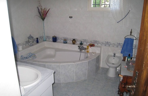 Lamanon Villa | Villa Provenzal de 120 M² al pie de las cuevas de Cales con vista al LUBERON
