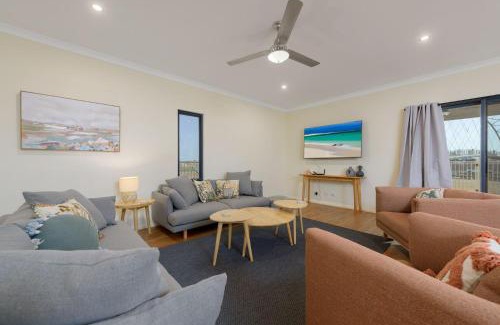 Exmouth Casa | 120 Madaffari Drive