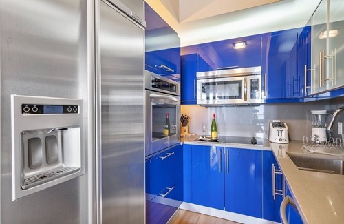 Central Beach Condominio | 1201 W S 1 Bedroom Condo by RedAwning