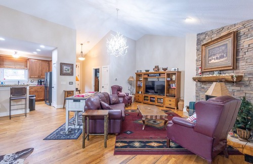 Bear Lake Reserve Cabaña | 122 Millstone Lane at Bear Lake Reserve