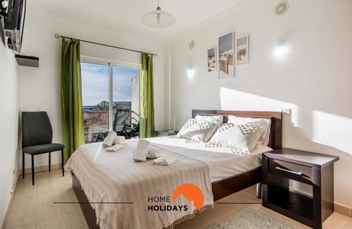 Vale de Parra Apartamento | #123 T2 Pão das Areias by Home Holidays