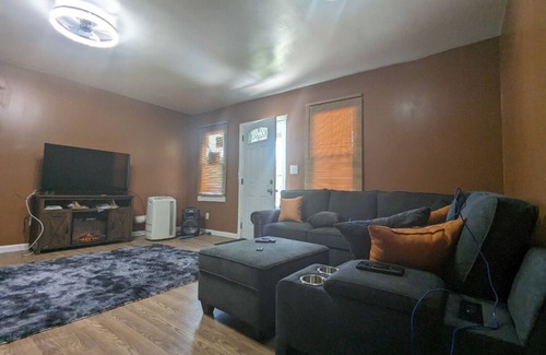 Montgomery Casa | 125 Maxwell Ave- 10 Mins from Montgomery AL Downtown, ASU, Riverwalk