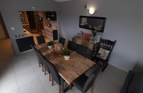 Bluff Casa | 125 on G