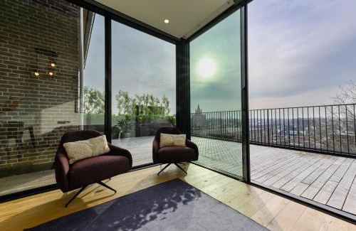 Oisterwijk Apartamento | 12A, Luxury & Unique, Cinema, Terrace, Stunning View, Central Location!