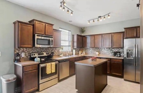 Jeffersonville - Clarksville Casa | 12Mins To Louisville, Gameroom, Patio&Grill - RusticElephant