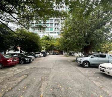 Bayan Lepas Apartamento | 12PAX 2BR near USM S PICE ARENA AIRPORT