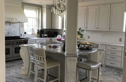 Delaware County Casa | 13,000 sq. ft. 6BR Estate on 5 acres Swim Spa, Hot Tub, Pool Table, Game Room