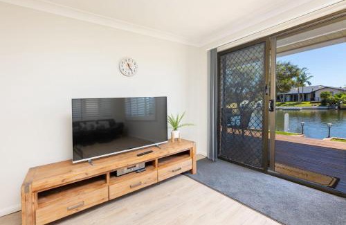 Forster Casa | 13 Cavill Avenue