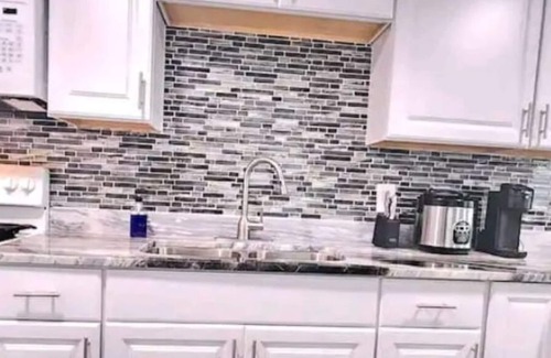 Highpoint Apartamento | # 13 Clearwater airport home
