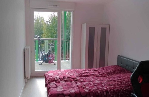 Choisy-le-Roi Apartamento | 13 m2 high-standard room in a homestay