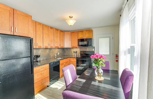 Middle River Casa | 13 Mi to Downtown Baltimore: Quiet Home w/ Porch