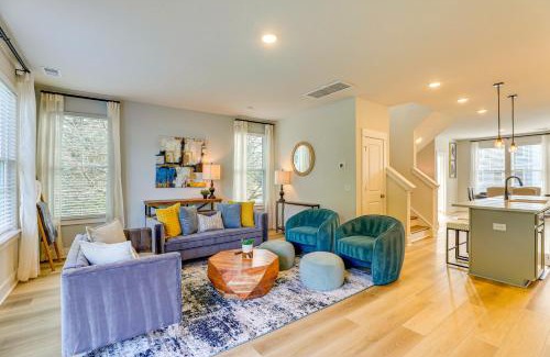 Goose Creek Casa | 13 Mi to Dtwn Charleston Quiet Townhome
