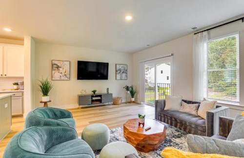 Goose Creek Casa | 13 Mi to Dtwn Charleston Quiet Townhome