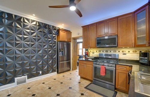 Maywood Casa | 13 Mi to Dtwn Chicago: Maywood Home w/ Fireplace