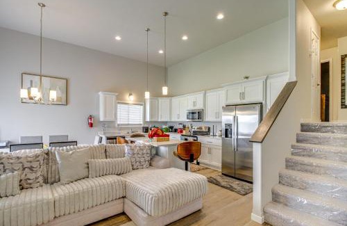 Horace Casa | 13 Mi to Dtwn Fargo North Dakota Family Home!