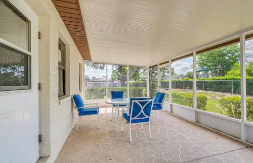 Spring Hill Casa | 13 Mi to Hudson Beach Spring Hill Home with Lanai
