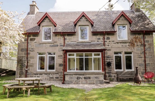 Newtonmore Cabaña | 130 m² Casa rural ∙ 3 habitaciones ∙ 6 personas