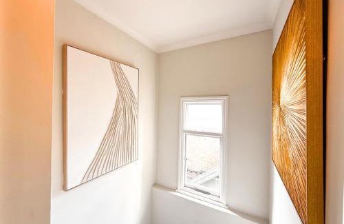 Fitzrovia Apartamento | 1300ft Fitzrovia Soho 2B2B by Tottenham Court Road Station Elizabeth line & Oxford Street