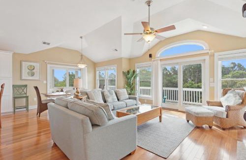 Corolla Light Casa | 1304 - Top of the Hill