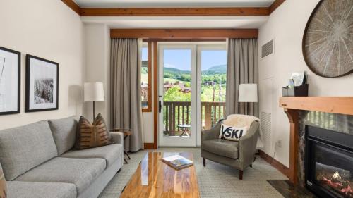 Stowe Area Complejo | 1332 Lodge At Spruce Peak Ski in Ski Out King Studio By Stowe Mountain Rentals