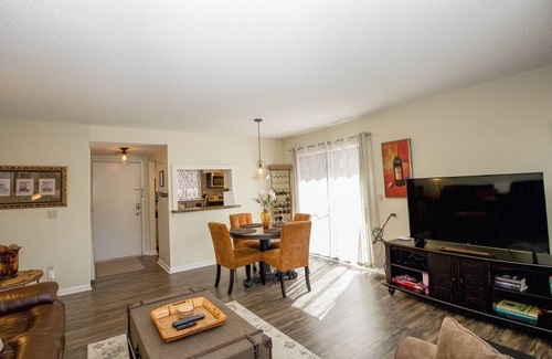 Pinehurst Condominio | 136 Lakeview - 2 bed/2 bath condo with access to the community pool!