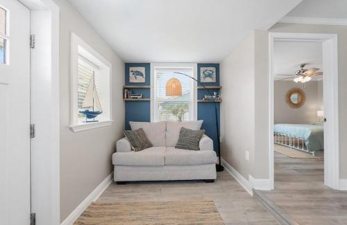 Bid-a-wee Beach Casa | 13900 Millcole Ave - Beachy Bungalow - Sleeps 10