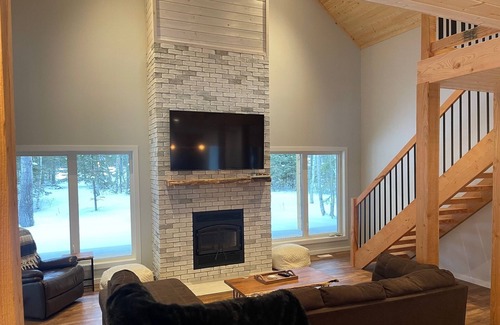 Lac du Bonnet Cabaña | 13th Fairway Granite Hills, Poker Table & Fooseball, Large covered outdoor deck