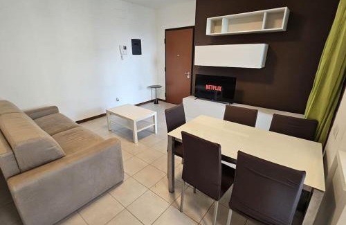 Bicocca Apartamento | 13th Floor, GARAGE gratis, Metro M5 a 200mt, giardino giochi, BICOCCA