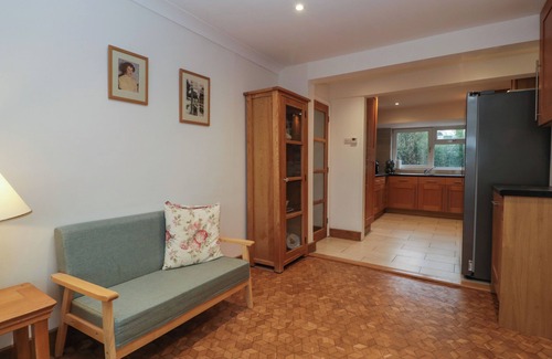 Lydney Cabaña | 14 BIRCHWOOD ROAD, family friendly, with open fire in Woolaston