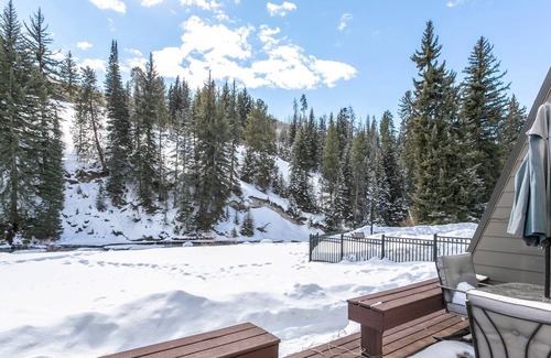 Vail Casa | 14 Casa Del Sol 3 Bedroom Townhouse by Redawning