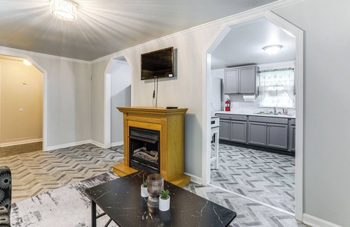 Sunshine Casa | 14 Mi to Downtown Baton Rouge: Plaquemine Retreat