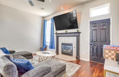 Edmond Casa | 14 Mi to Dtwn OKC Edmond Gem with Fenced Yard!