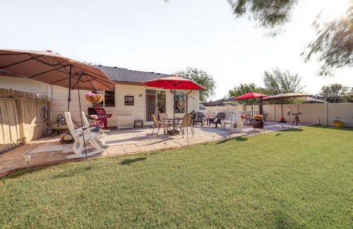 Nampa Casa | 14 Mi to Meridian Water-View Retreat with Patios!