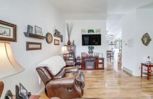 Nampa Casa | 14 Mi to Meridian Water-View Retreat with Patios!