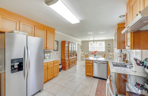 Cary Casa | 14 Mi to Raleigh: Charming Family Home!