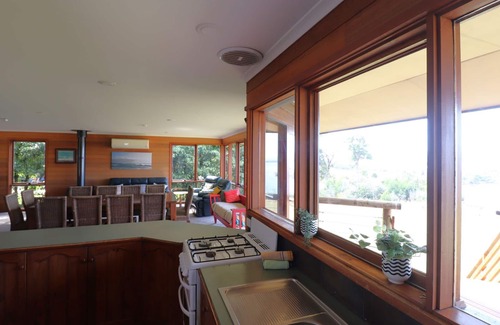 Mallacoota Casa | 14 Mirrabooka Road, Mallacoota