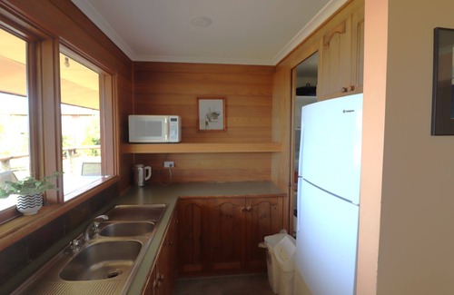 Mallacoota Casa | 14 Mirrabooka Road, Mallacoota