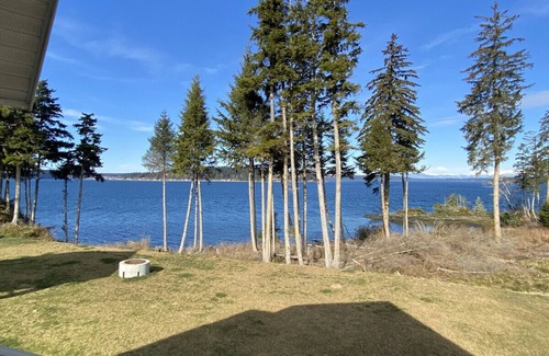 Regional District of Mount Waddington Apartamento | 14 - Paddlers Cove Cottage By The Sea at Alder Bay