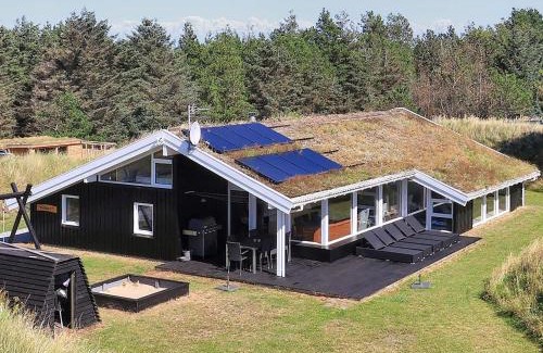 Blokhus Casa | 14 person holiday home in Blokhus-By Traum