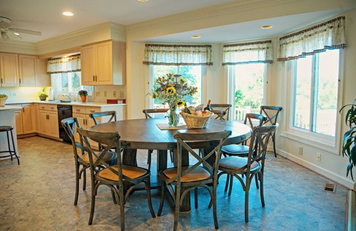 Castleton Casa | 14-Person House with Pool and Hot Tub on Spectacular Estate