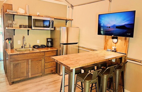 Sutherland Springs Cabina | 14 Son's Rio Cibolo - Birdhouse Cabin