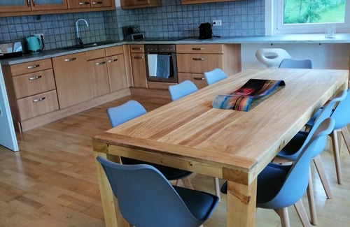 Puchberg Am Schneeberg Apartamento | Apartamento de 140 m² rodeado de naturaleza.