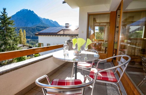 Engadin Scoul Apartamento | 140 m² Apartamento ∙ 3 habitaciones ∙ 6 huéspedes