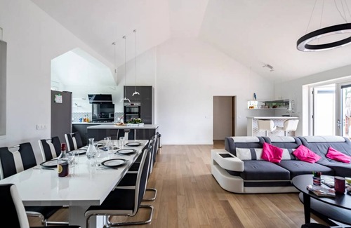 Parthenay Casa | 140 m² Casa ∙ 5 habitaciones ∙ 10 huéspedes