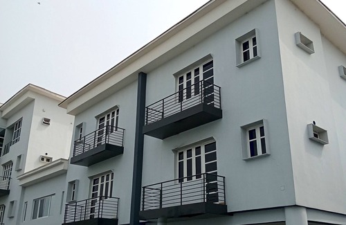 Uyo Apartamento | 1401 Luxury Apartments