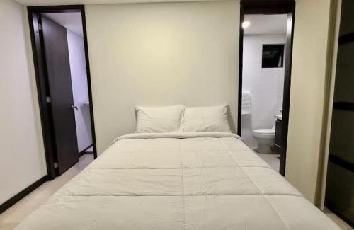 El Castillo Apartamento | 1401, Luxury Penthouse In El Poblado