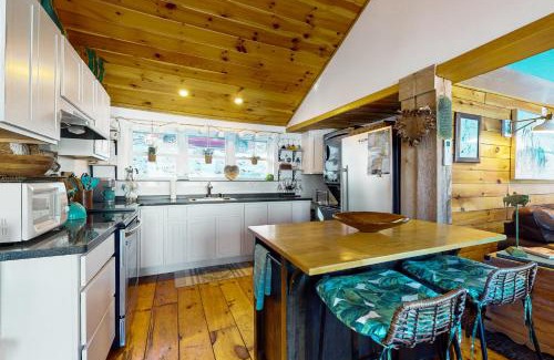 Winthrop Casa | 144 Heritage Woods Lane