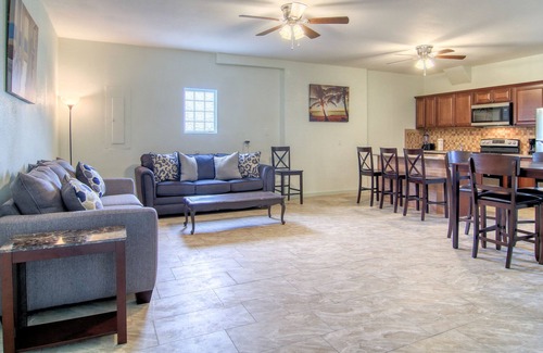 Port Aransas Casa | 146 Beachview Drive Downstairs Bved146 3 Bedroom Home by RedAwning